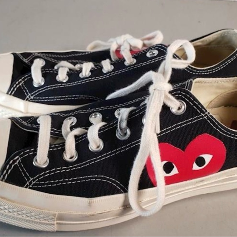 Authentic, collab Commo des Garcons PLAY Converse